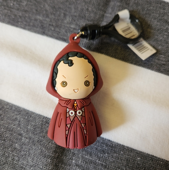 Disney Series 35 Hocus Pocus 3D Foam Bag Clip Mary Sanderson Character - Picture 1 of 4